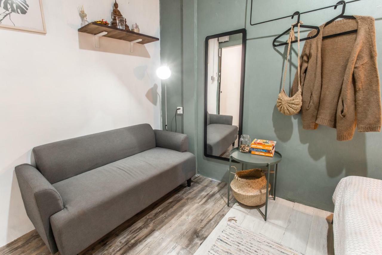 Klong House Hostel Bangkok Ngoại thất bức ảnh