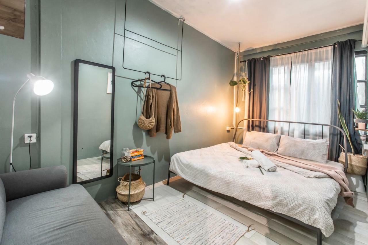 Klong House Hostel Bangkok Ngoại thất bức ảnh